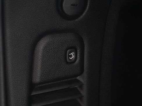 Used 2024 Dodge Durango GT AWD/4WD image 18