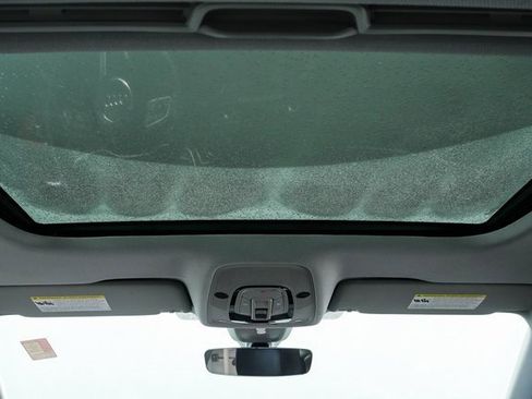 Used 2021 Audi A4 2.0T Premium w/ Convenience Package image 17