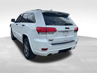 Used 2019 Jeep Grand Cherokee Overland video 2