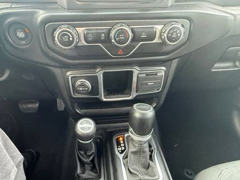 Used 2020 Jeep Gladiator Sport AWD/4WD image 14