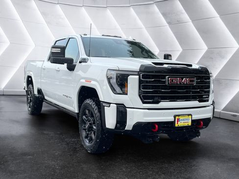 Certified 2025 GMC Sierra 3500 AT4 w/ AT4 Premium Plus Package image 8