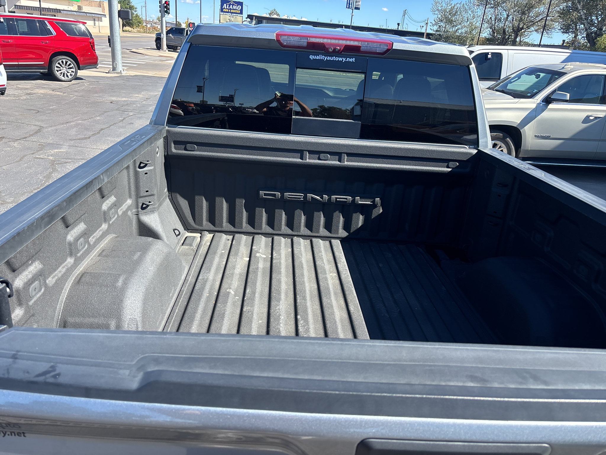 Used 2023 GMC Sierra 1500 Denali Ultimate AWD/4WD image 12
