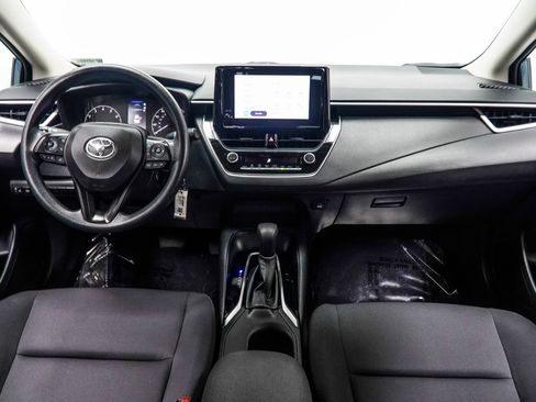 Used 2024 Toyota Corolla LE FWD image 5