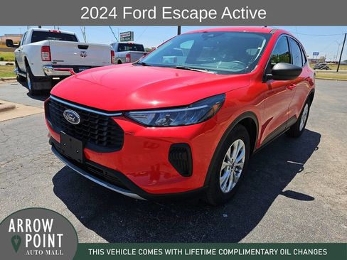 Used 2024 Ford Escape Active FWD image 4