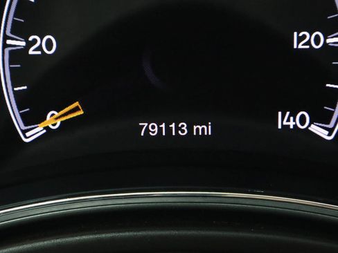 Used 2019 Jeep Grand Cherokee Overland AWD/4WD image 37