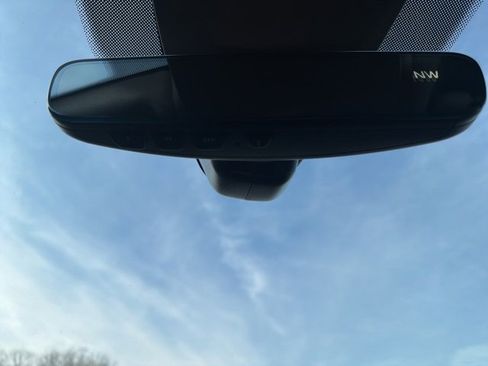 Used 2024 Volkswagen Tiguan S image 24