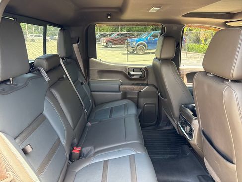 Used 2021 GMC Sierra 1500 Denali w/ Denali Ultimate Package AWD/4WD image 29