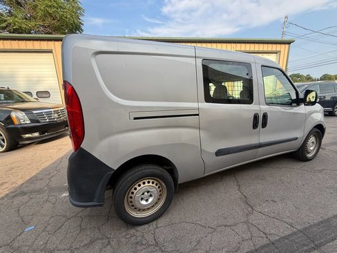 Used 2019 RAM ProMaster City Tradesman FWD image 5