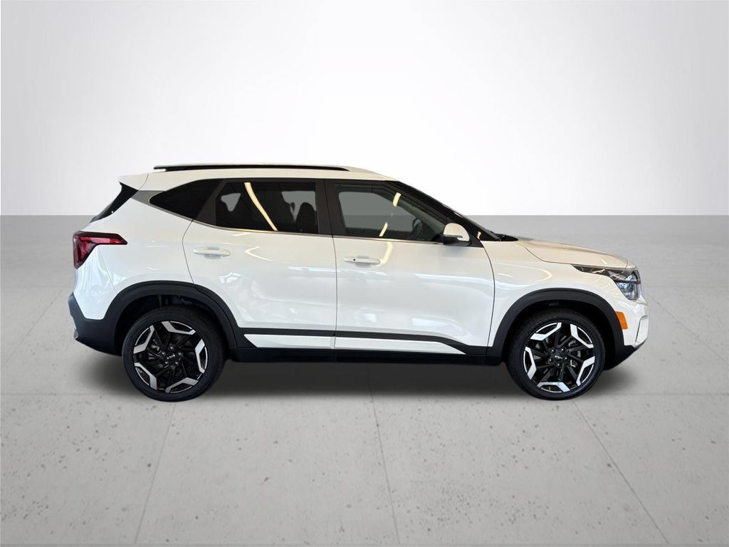 Used 2024 Kia Seltos SX AWD/4WD image 6