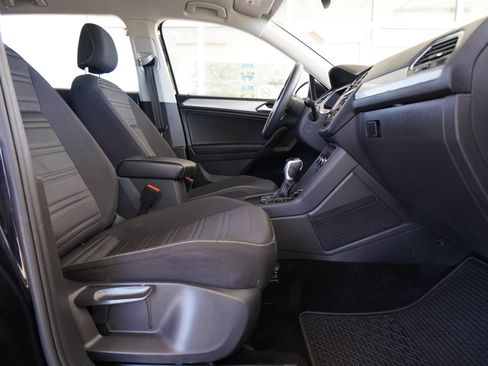 Certified 2023 Volkswagen Tiguan S FWD image 21