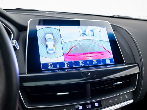 Used 2023 Cadillac CT5 V Blackwing w/ Carbon Fiber Package 2 RWD image 27