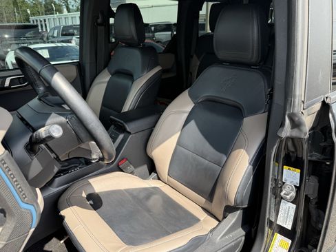 Used 2022 Ford Bronco Wildtrak AWD/4WD image 5