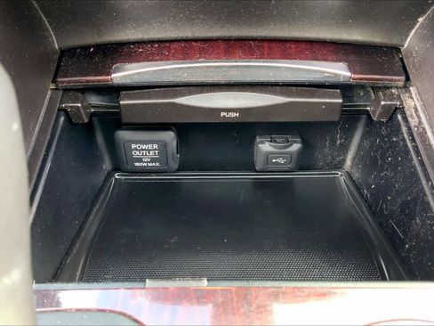 Used 2016 Acura TLX image 30