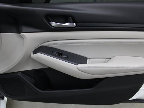 Used 2020 Nissan Altima 2.5 S image 27