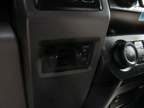 Used 2022 Ford F250 XL w/ STX Appearance Package image 19