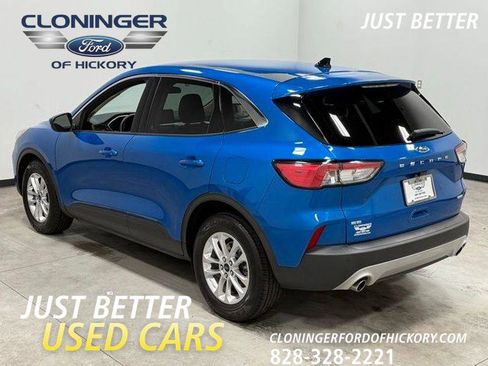 Used 2020 Ford Escape SE image 9