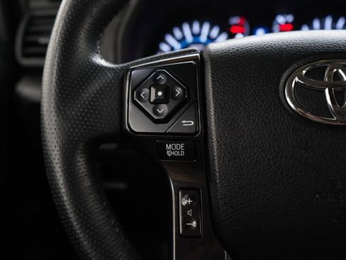 Used 2019 Toyota 4Runner Limited w/ Four Season Floor Mat Package AWD/4WD image 24