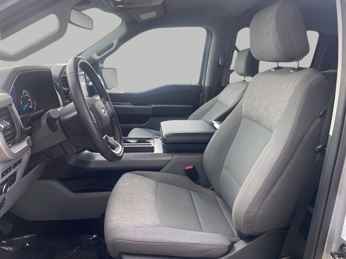 Certified 2021 Ford F150 XLT w/ Equipment Group 302A High image 9