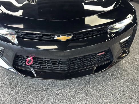 Used 2017 Chevrolet Camaro SS RWD image 30
