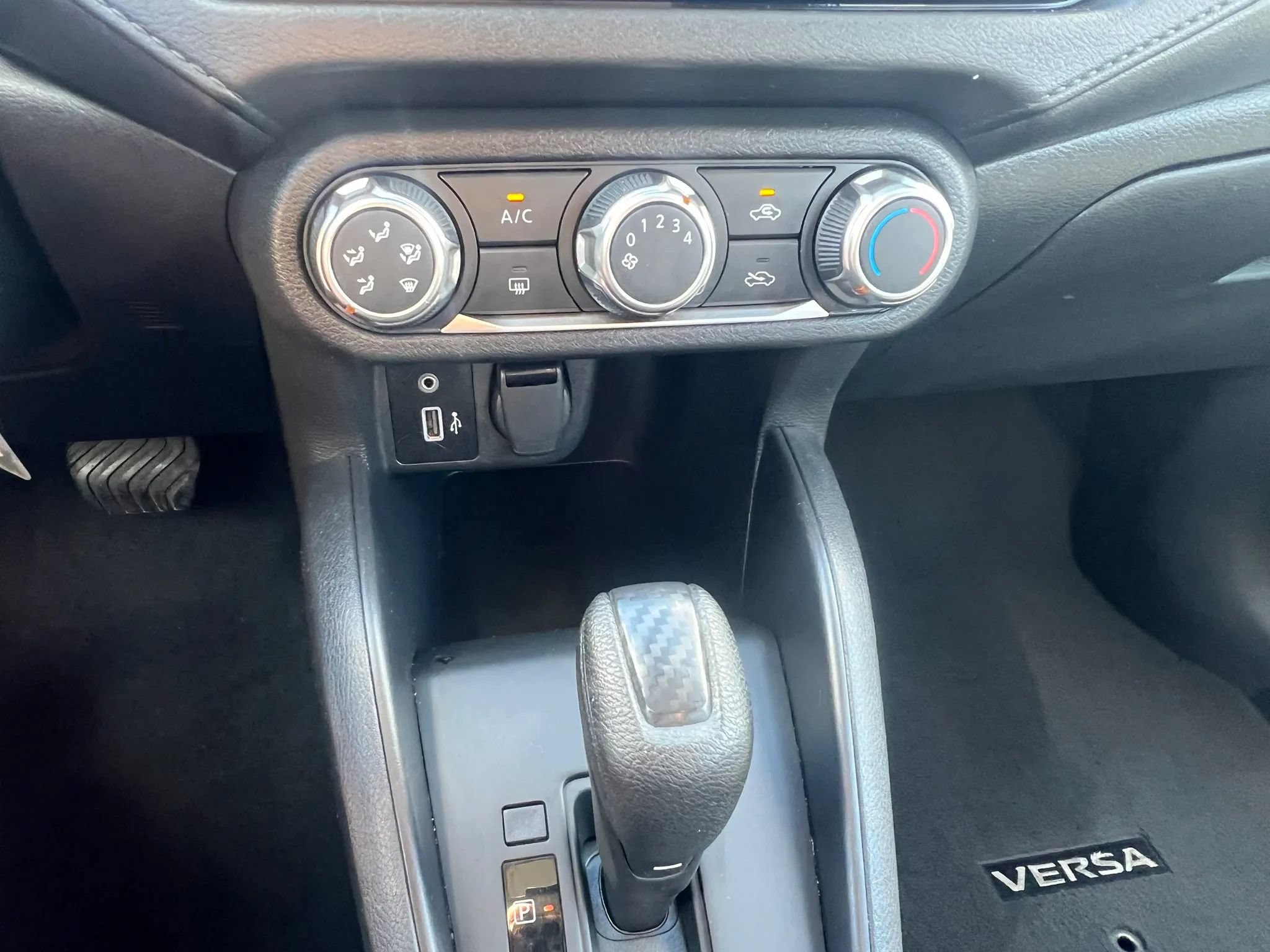 Used 2024 Nissan Versa S w/ S Plus Package FWD image 22