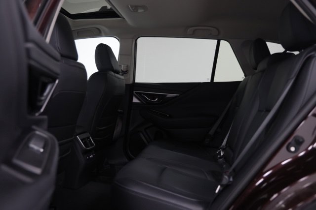 Used 2024 Subaru Outback Touring XT AWD/4WD image 28