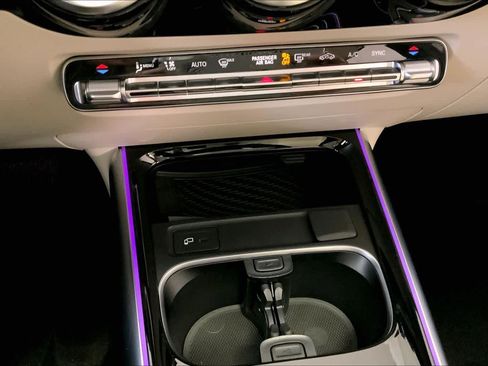 Used 2023 Mercedes-Benz GLA 250 4MATIC image 35