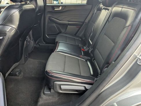 Used 2025 Ford Escape ST-Line image 21