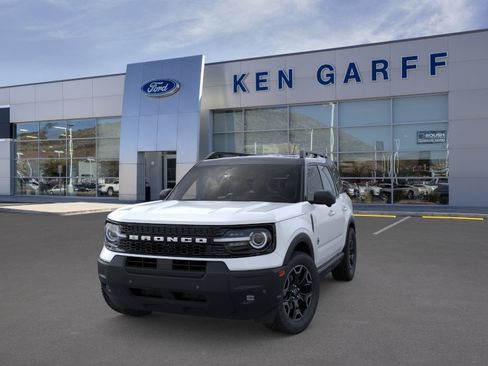 New 2025 Ford Bronco Sport Outer Banks w/ Outer Banks Tech Package+ AWD/4WD image 2