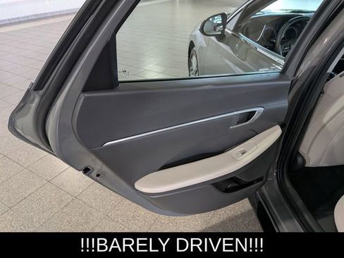 Used 2023 Hyundai Sonata SEL w/ Preferred Accessory Package FWD image 18