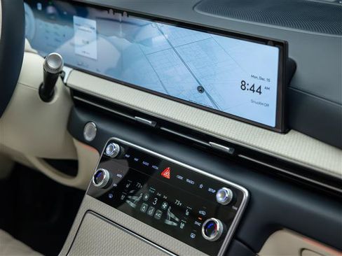 New 2026 Genesis GV80 3.5T Prestige AWD/4WD image 32