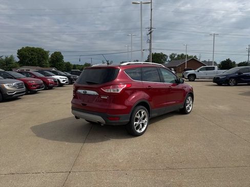 Used 2016 Ford Escape Titanium w/ Equipment Group 301A FWD image 7