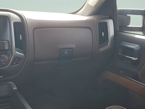 Used 2019 Chevrolet Silverado 3500 High Country w/ Duramax Plus Package image 22