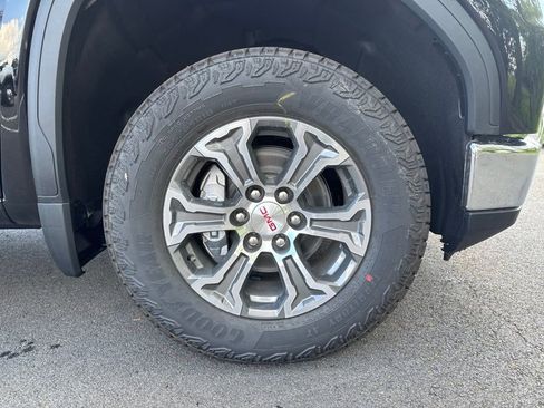 New 2026 GMC Sierra 1500 SLE AWD/4WD image 9