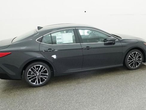 New 2026 Toyota Camry XLE image 10