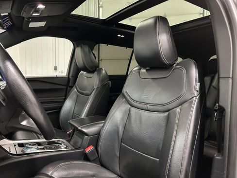 Used 2021 Ford Explorer ST w/ Equipment Group 401A image 25