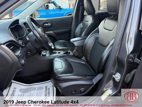 Used 2019 Jeep Cherokee Latitude Plus AWD/4WD image 20