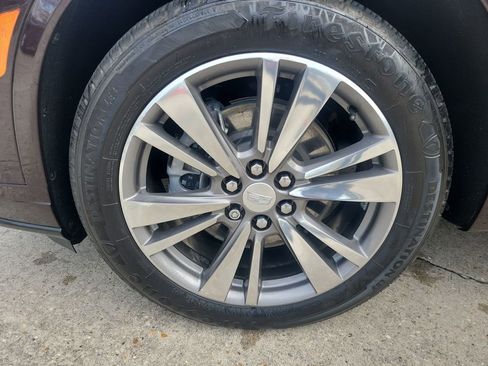 Used 2021 Cadillac XT6 Premium Luxury image 33