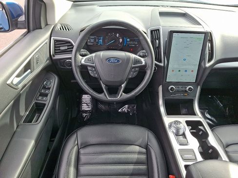 Used 2024 Ford Edge SEL image 11