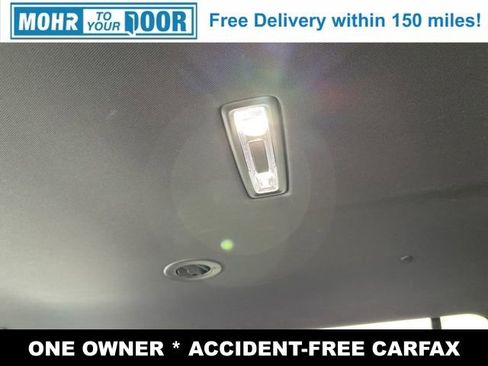 Used 2025 GMC Acadia Elevation image 33