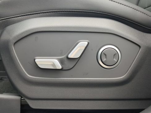 Certified 2025 Hyundai Santa Fe XRT AWD/4WD image 12