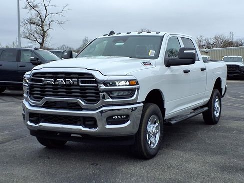 New 2026 RAM 2500 Tradesman AWD/4WD image 2