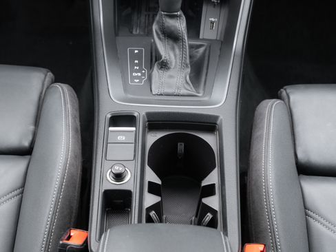 Used 2020 Audi Q3 2.0T Prestige w/ Prestige Package image 13