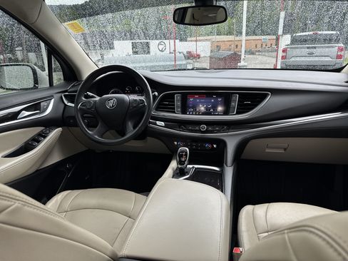 Used 2021 Buick Enclave Essence w/ Sport Touring Edition AWD/4WD image 16
