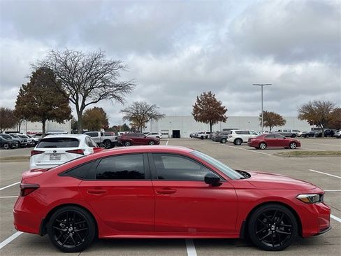 Used 2025 Honda Civic Sport image 3