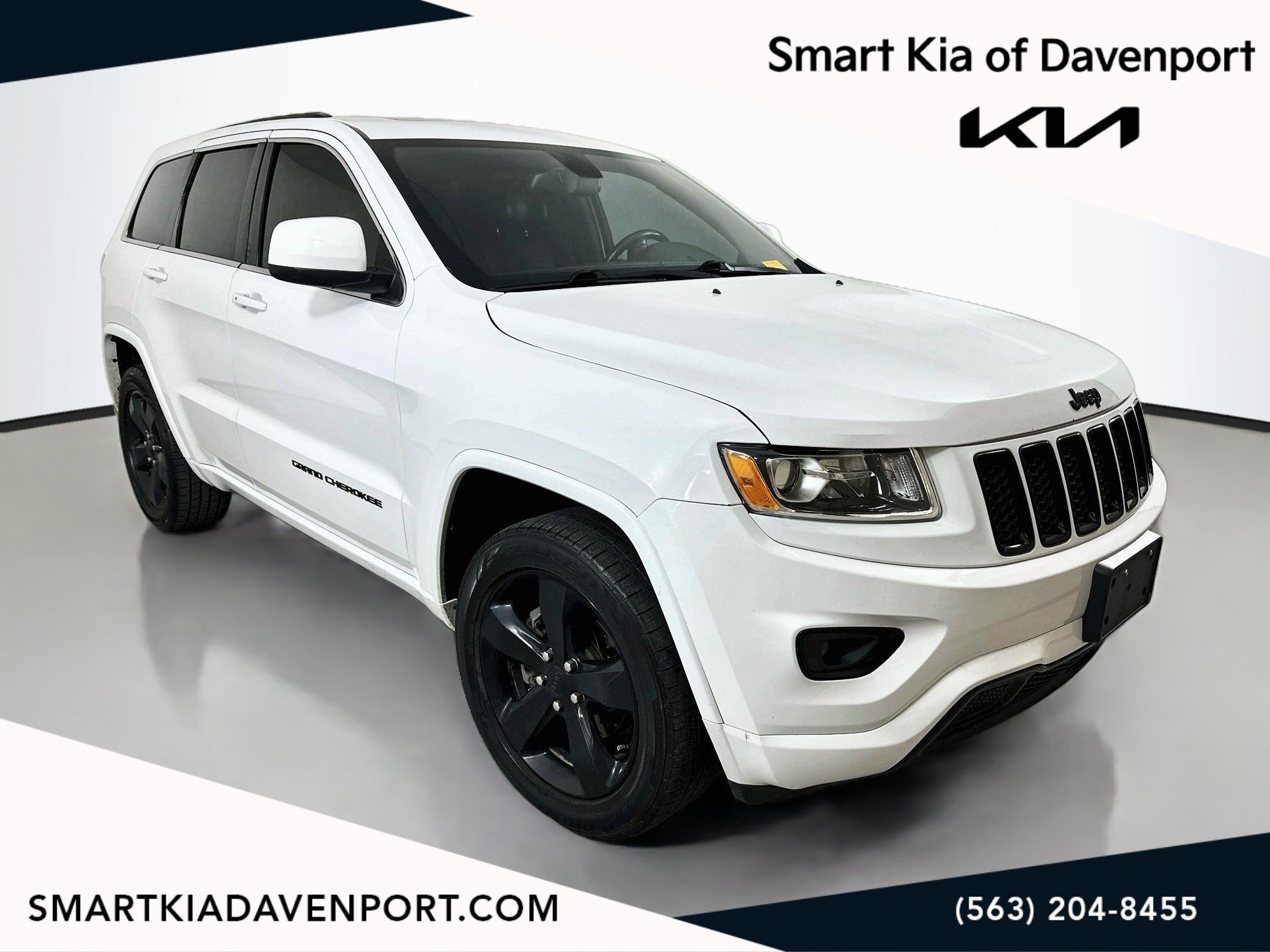 Used 2014 Jeep Grand Cherokee Altitude AWD/4WD image 1