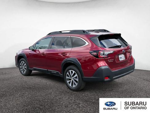 Used 2024 Subaru Outback Premium AWD/4WD image 7