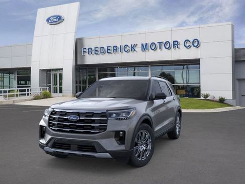 New 2026 Ford Explorer Active w/ Active Comfort Package image 2