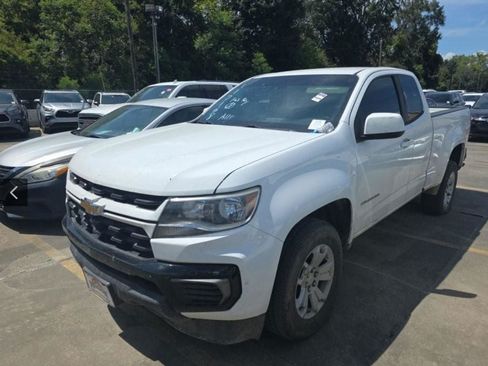Used 2022 Chevrolet Colorado LT w/ Fleet Safety Package RWD image 2