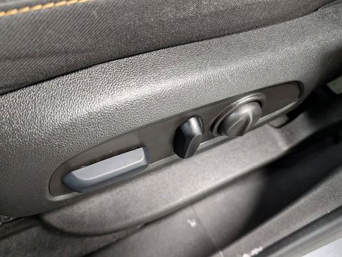 Certified 2023 Chevrolet Equinox LT image 11