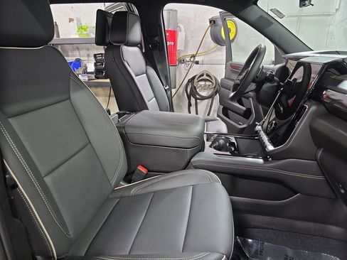 New 2026 GMC Yukon Elevation w/ Elevation Premium Package image 10